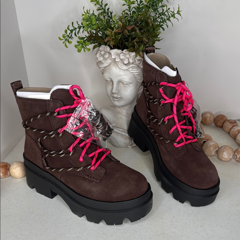 UGG Brisbane Lace Up Suede Platform Boots Size 9 Burnt Cedar NWOB - Picture 2 of 13